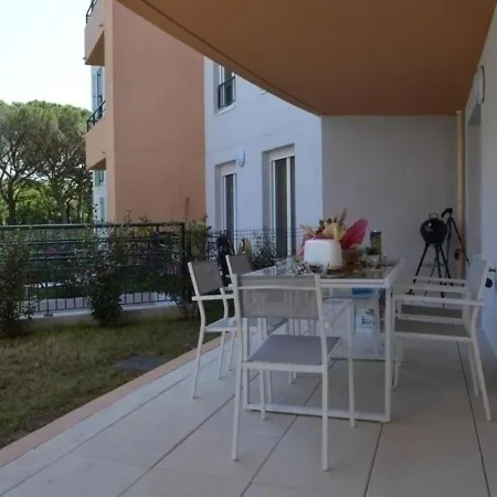 Appartement Fréjus, 3 Pièces, 6 Personnes - Fr-1-226a-37 *